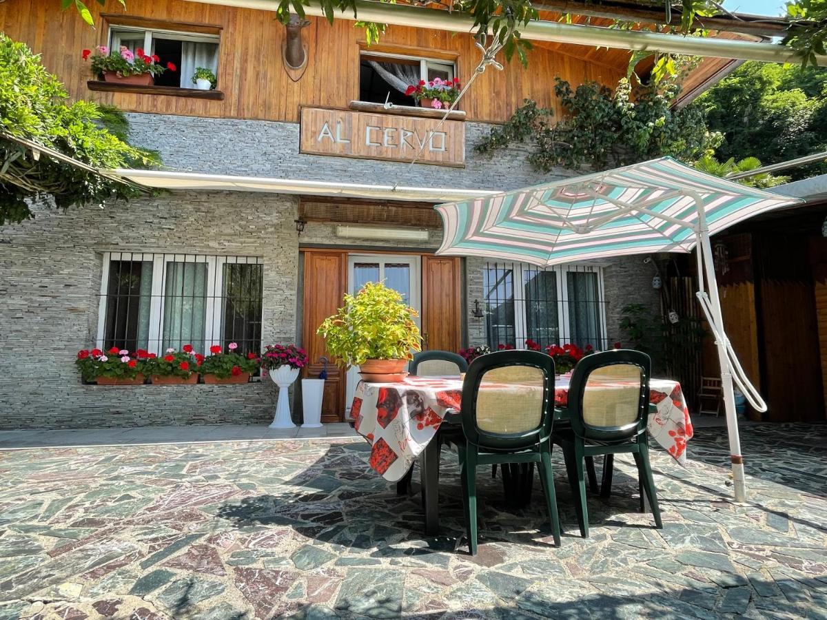 Al Cervo Tra I Laghi Bed & Breakfast Tavernerio Ngoại thất bức ảnh