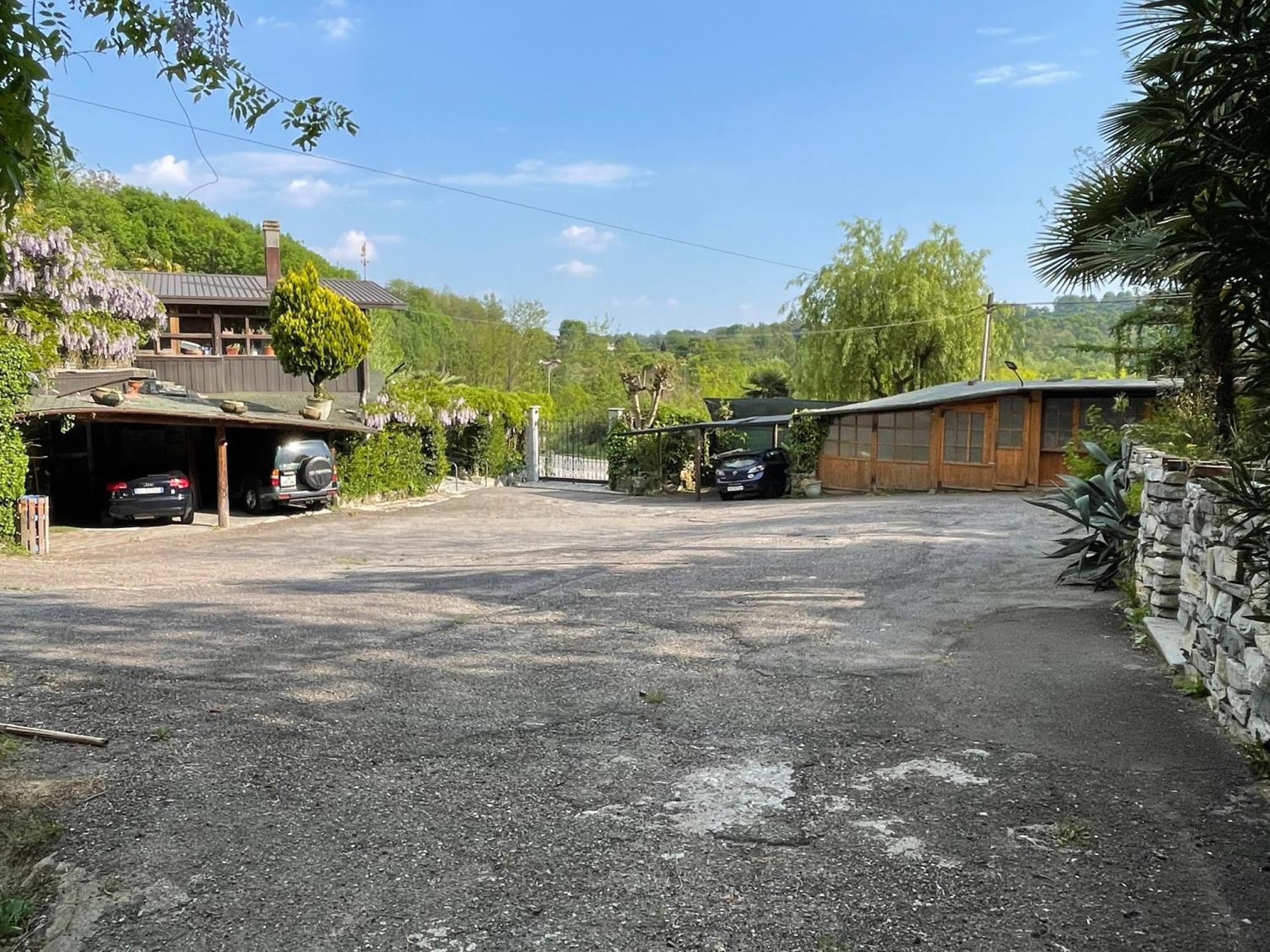 Al Cervo Tra I Laghi Bed & Breakfast Tavernerio Ngoại thất bức ảnh