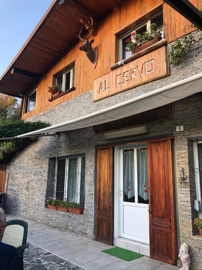 Al Cervo Tra I Laghi Bed & Breakfast Tavernerio Ngoại thất bức ảnh